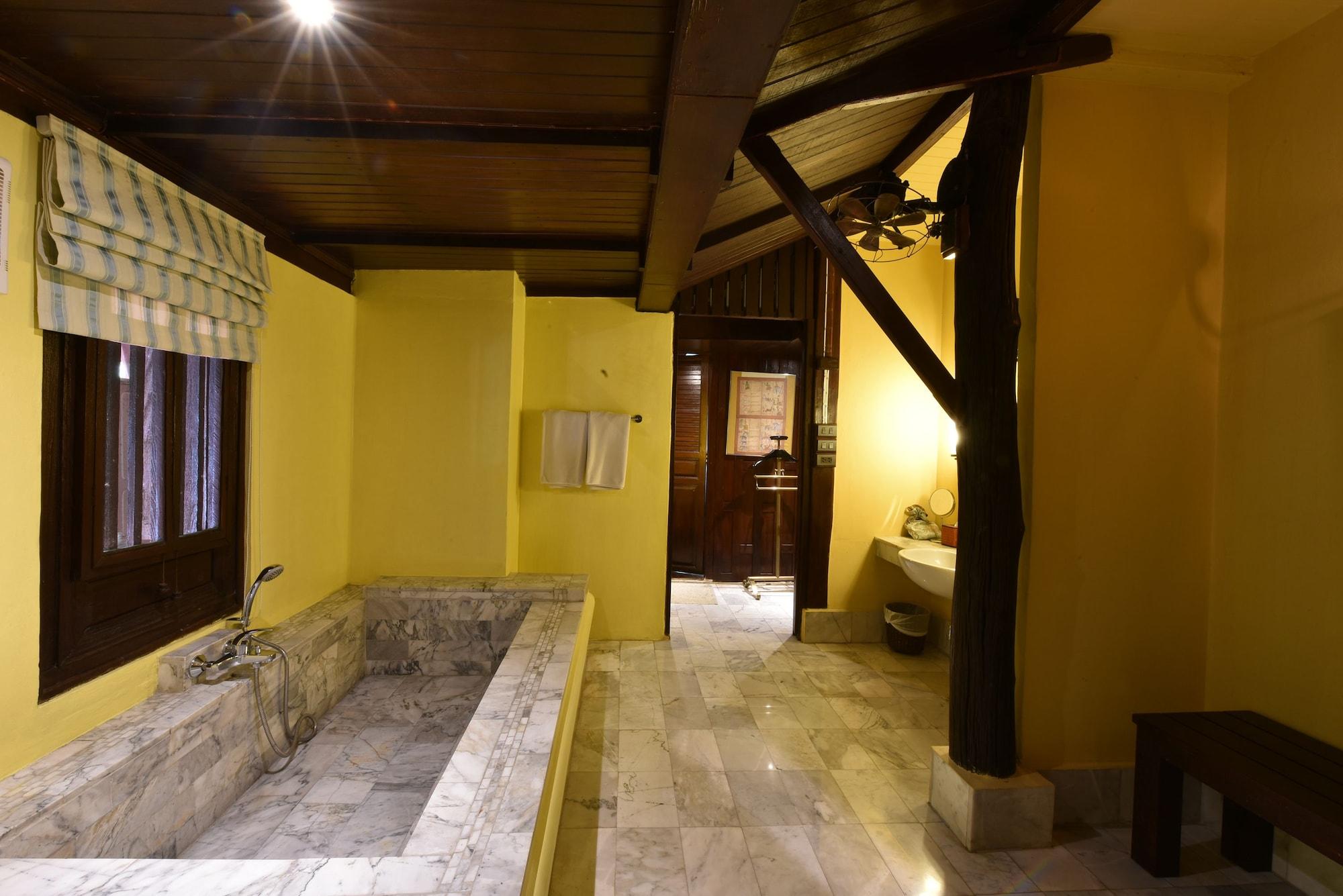 Zantiis Ndol Villas Muak Lek Esterno foto
